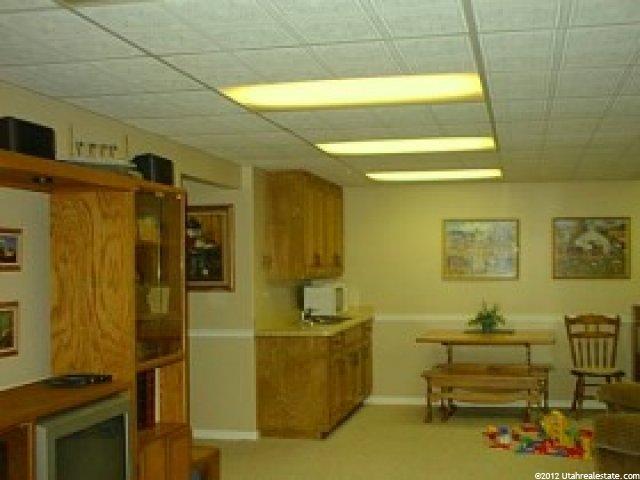 903 Walden Hills Dr, Murray, UT 84123 — photo 6