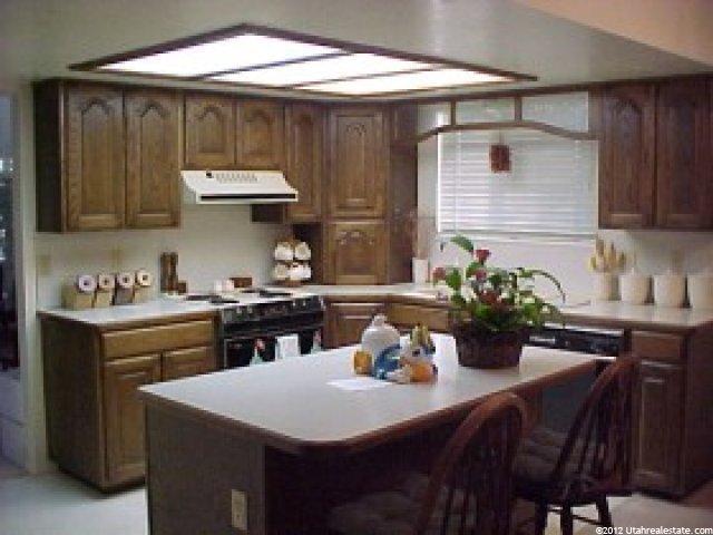 2328 E Antelope Dr, Layton, UT 84040 — photo 3