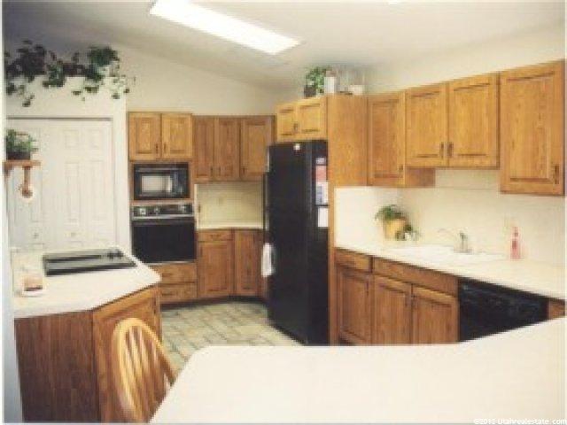 3524 S 400 E, Bountiful, UT 84010 — photo 3