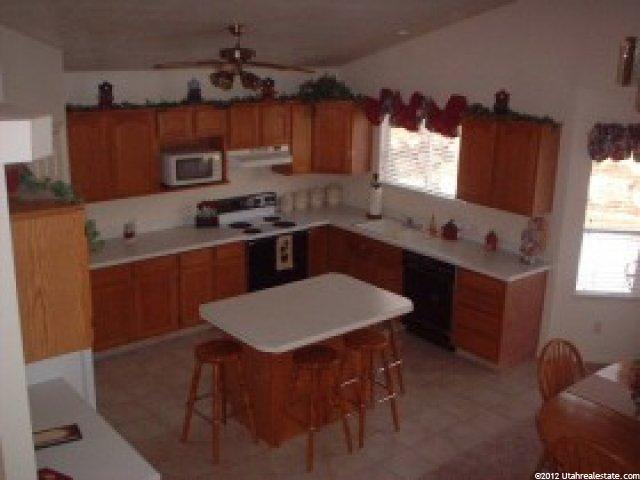 362 E 3350 N, North Ogden, UT 84414 — photo 4