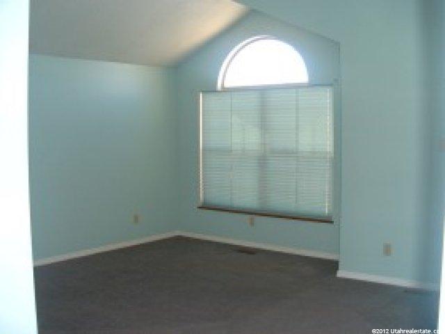 852 N 1500 W, Clinton, UT 84015 — photo 3