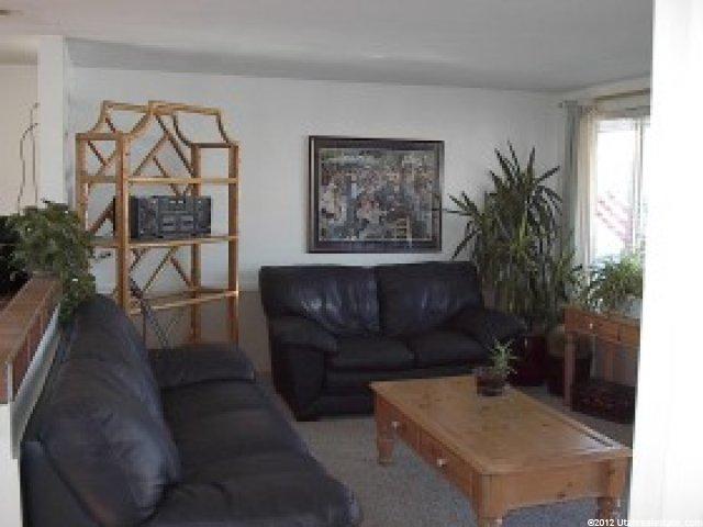 689 W 925 S, Woods Cross, UT 84087 — photo 2