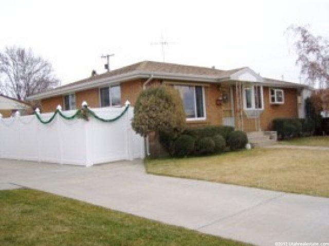 6058 S 2050 W, Roy, UT 84067 — photo 2