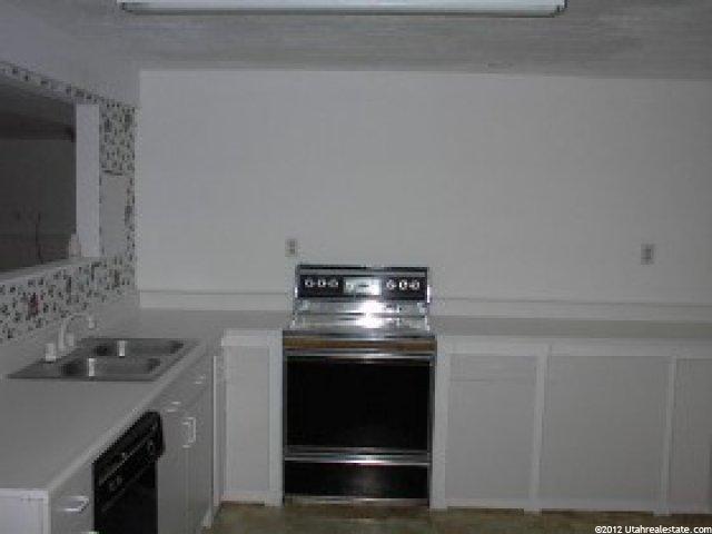 412 W 350 S, Layton, UT 84041 — photo 4