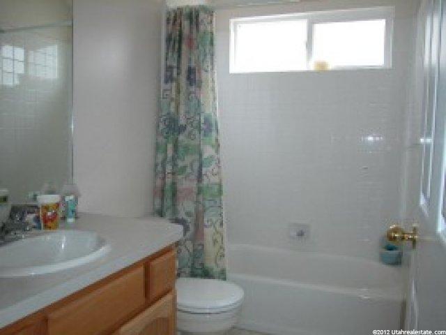 5856 S 3325 W, Roy, UT 84067 — photo 6