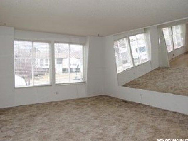 8724 Chariot Dr, Sandy, UT 84094 — photo 2