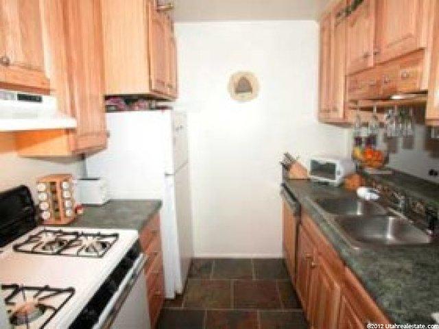 416 Creekside Cir #E, Murray, UT 84107 — photo 2