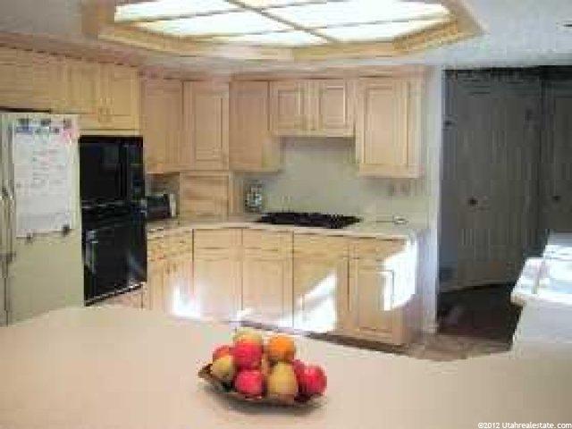 1691 Martinet Ln, Ogden, UT 84403 — photo 8