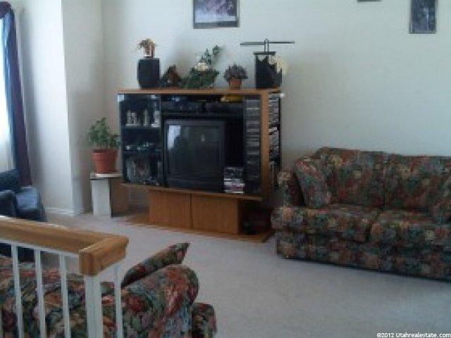 1728 N 810 W, Clinton, UT 84015 — photo 3