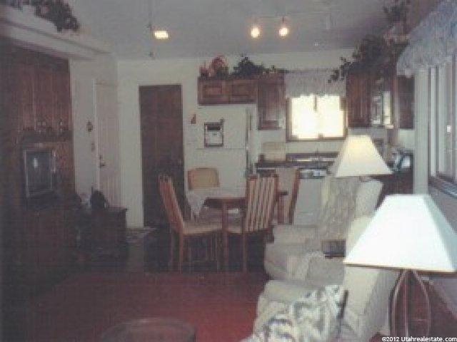 860 S Village Rd, St. George, UT 84770 — photo 2