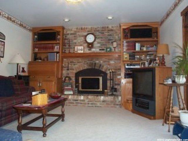 8841 Tracy Dr, Sandy, UT 84093 — photo 5