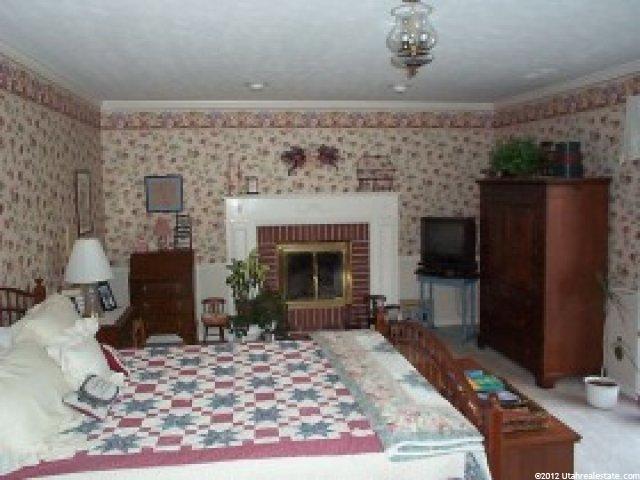 8841 Tracy Dr, Sandy, UT 84093 — photo 6
