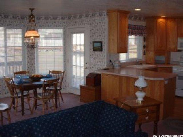 378 W 1450 N, Centerville, UT 84014 — photo 5