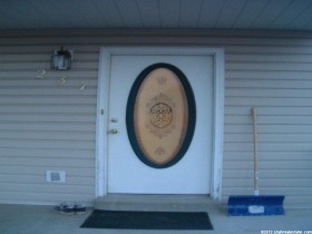 237 N 360 W, Clearfield, UT 84015 — photo 2
