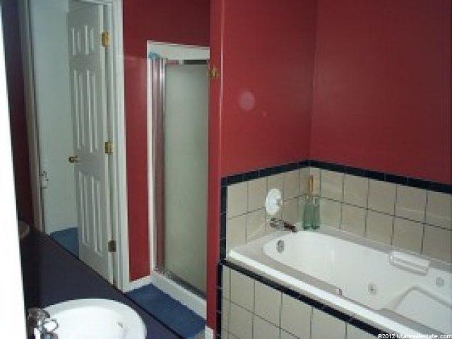 1694 N 2615 W, Clinton, UT 84015 — photo 6