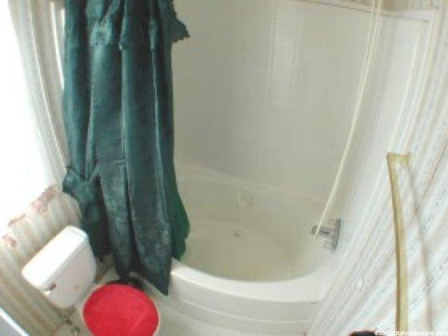7883 Thorton Cir, Sandy, UT 84093 — photo 6