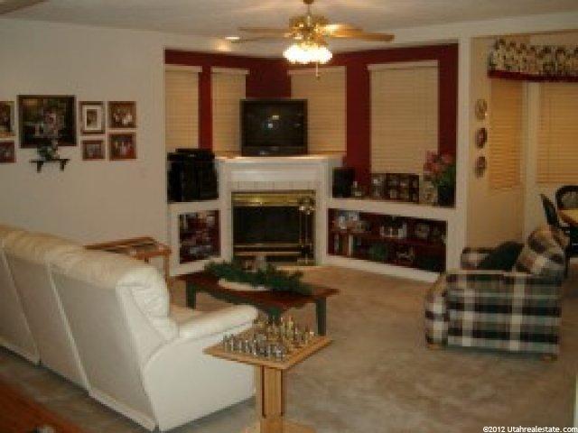 886 Lloyd Rd, Fruit Heights, UT 84037 — photo 2