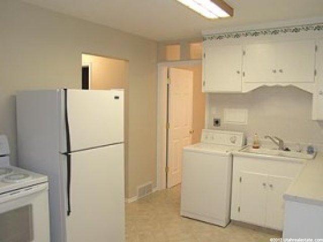 7703 Grant St, Midvale, UT 84047 — photo 4