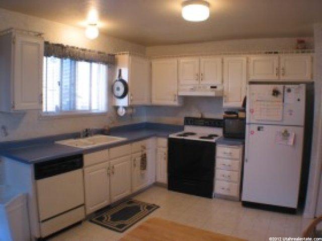 13 N 1000 W, Clearfield, UT 84015 — photo 2