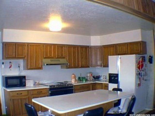 297 E 700 N, Kaysville, UT 84037 — photo 6