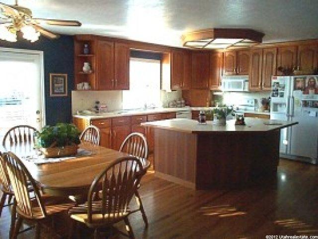 2498 Orchard Pl, Bountiful, UT 84010 — photo 5