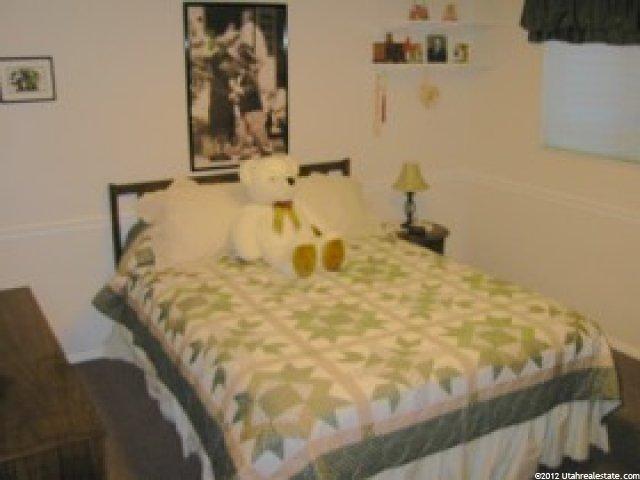9821 Tonya Dr, Sandy, UT 84070 — photo 2