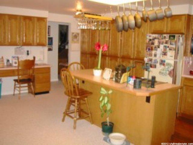 9821 Tonya Dr, Sandy, UT 84070 — photo 4