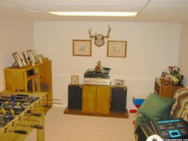 9821 Tonya Dr, Sandy, UT 84070 — photo 6
