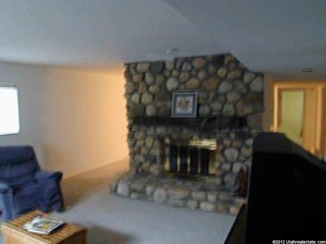 8460 Taos Dr, Sandy, UT 84093 — photo 5