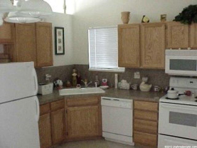 978 Kylee Ln, Ogden, UT 84404 — photo 2