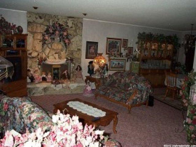 5135 S 2325 W, Roy, UT 84067 — photo 4