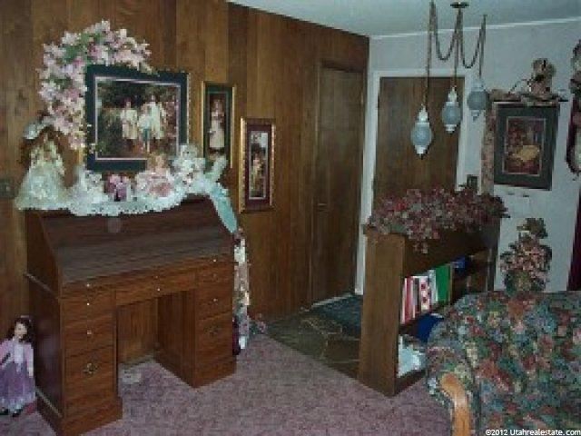 5135 S 2325 W, Roy, UT 84067 — photo 6