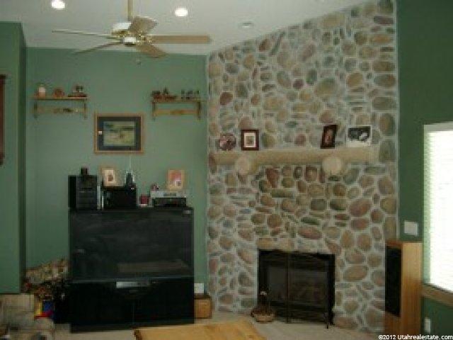 2768 S 800 W, Syracuse, UT 84075 — photo 2