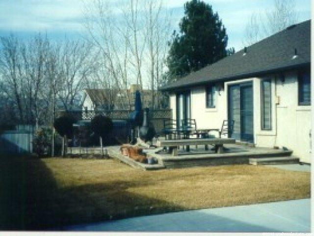 1536 Edgecliff Dr, Sandy, UT 84092 — photo 2