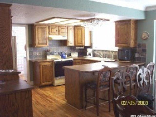 1536 Edgecliff Dr, Sandy, UT 84092 — photo 4