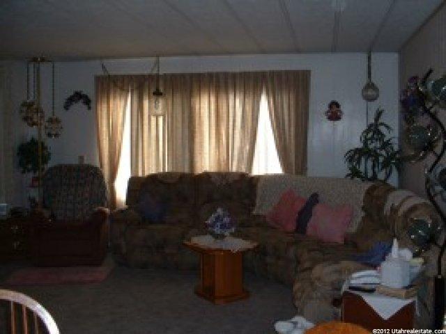 1015 E Paradise Dr, Clawson, UT 84516 — photo 3