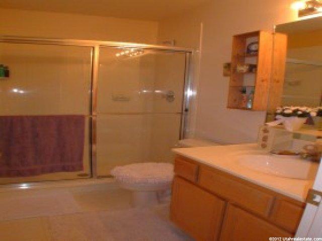 163 W 1475 N, Layton, UT 84041 — photo 7
