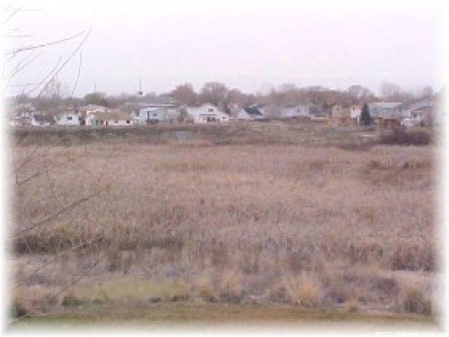 694 S Pheasant View Dr, Layton, UT 84041 — photo 2