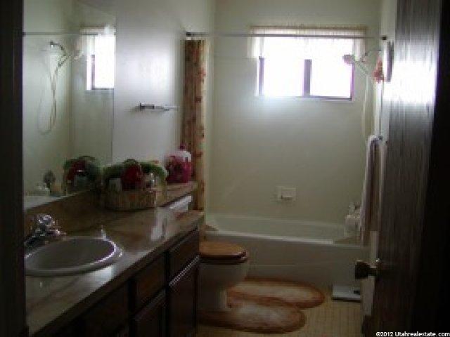 483 E 280 N, Delta, UT 84624 — photo 2