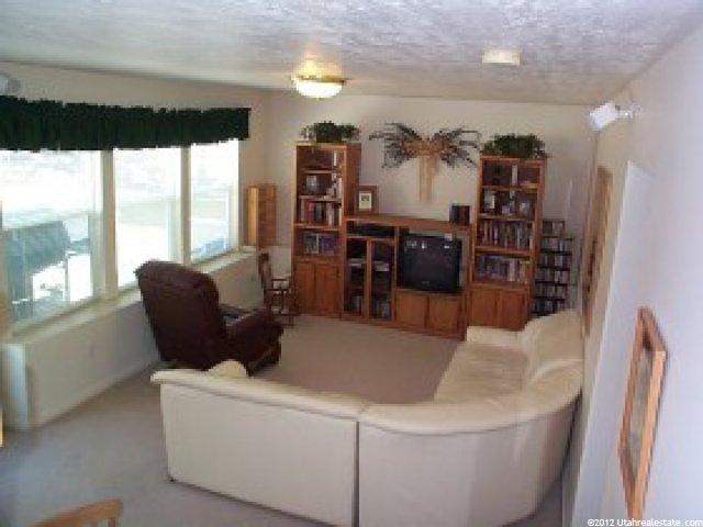 1724 N 320 W, Orem, UT 84057 — photo 4