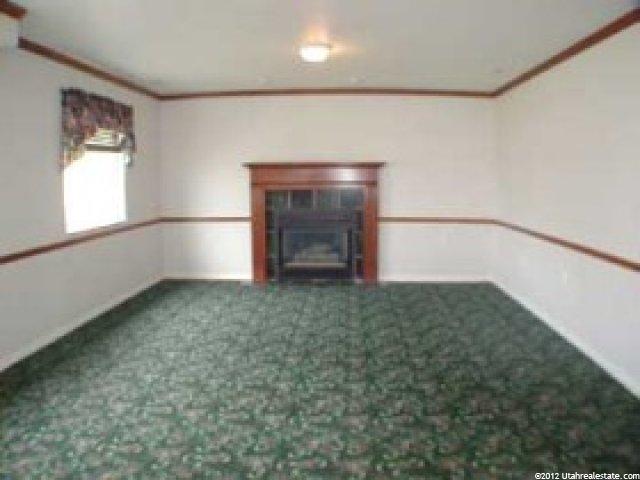 661 E Center St, Providence, UT 84332 — photo 4