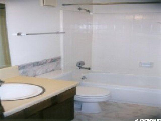 6876 S 725 E #H, Midvale, UT 84047 — photo 2