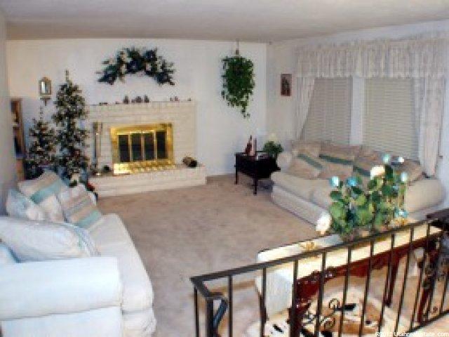 870 Cedar Terrace Dr, Sandy, UT 84094 — photo 2