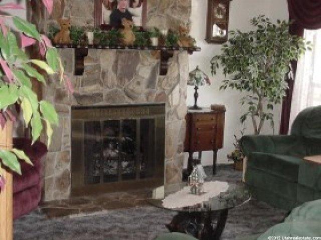 711 W 600 N, Clearfield, UT 84015 — photo 2