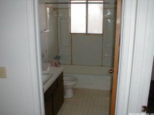 1155 S 1000 E #D13, Clearfield, UT 84015 — photo 4