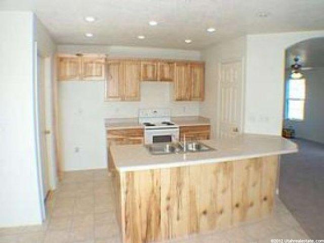 321 E 1900 N, North Ogden, UT 84414 — photo 2