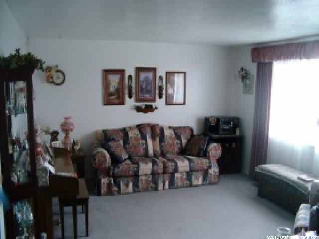 2028 N 630 W, Clinton, UT 84015 — photo 6