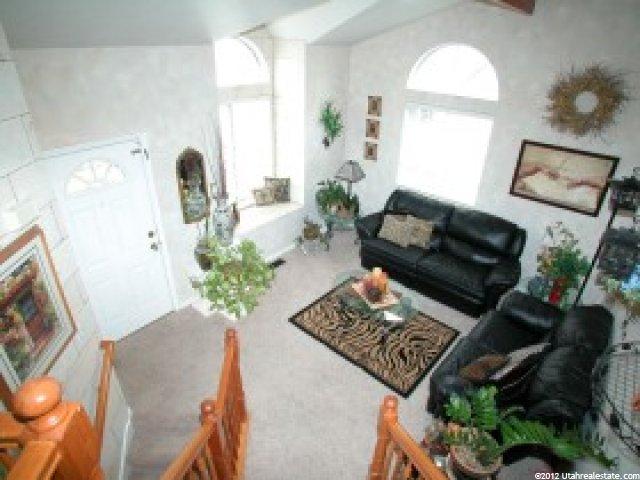8038 Peregrine Pl, Sandy, UT 84094 — photo 2