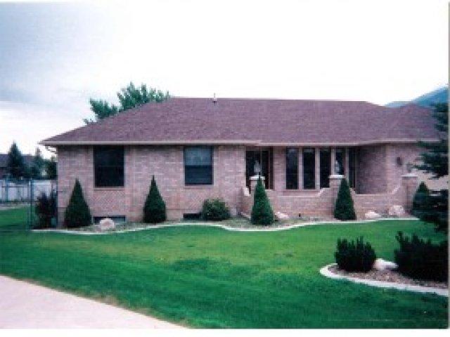 8011 S 2300 E, South Weber, UT 84405 — photo 3