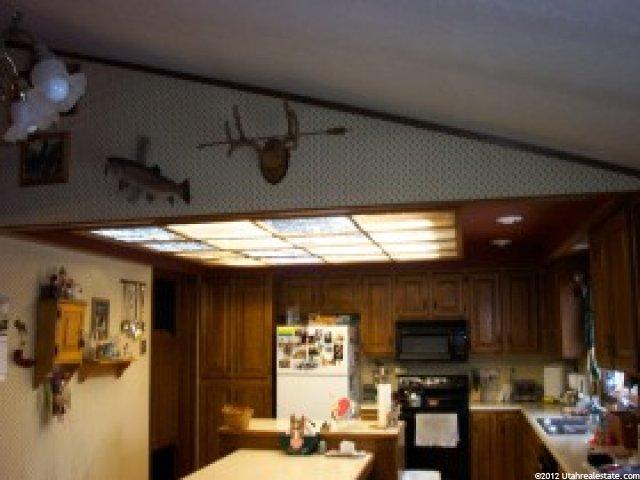 37553 W Sr 35, Tabiona, UT 84072 — photo 5